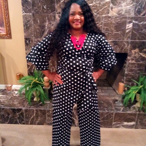 Meet your Posher, Carolyn - Picture 1 of 1